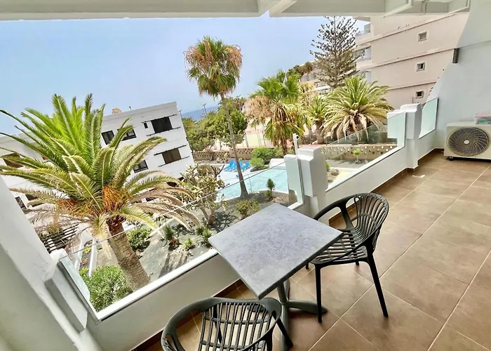 Casa Coral With Sea Views & Ac