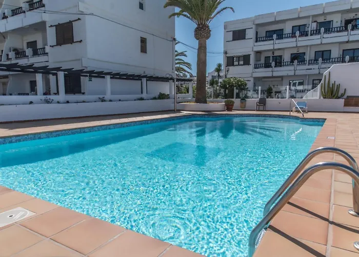 Casa Coral With Sea Views & Ac *