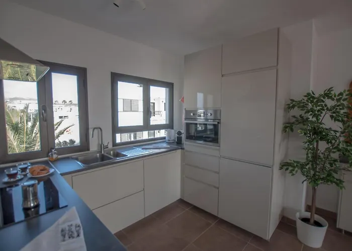 Appartement Casa Coral With Sea Views & Ac