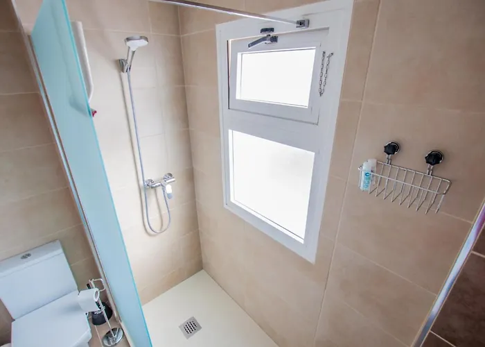 Casa Coral With Sea Views & Ac *