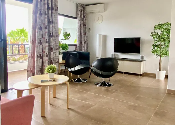 Casa Coral With Sea Views & Ac Appartement