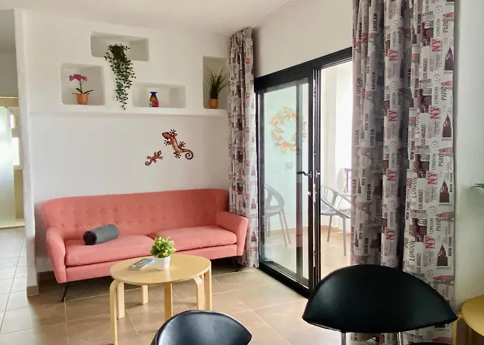 Casa Coral With Sea Views & Ac 公寓